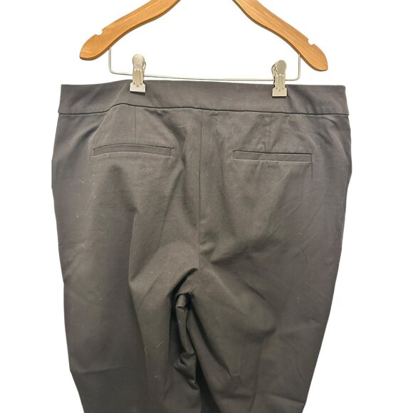 👗 2/$30 👗 Chico's Black Plus Size Straight Leg Slacks sz 14 (2.5) - Picture 4 of 8